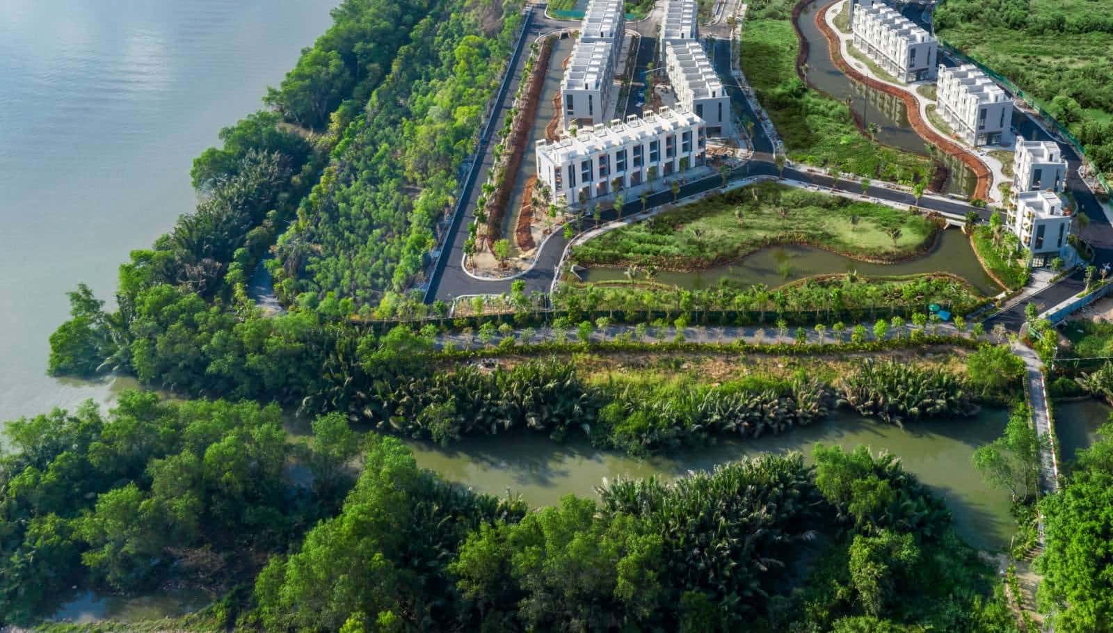 Tiến độ xây dựng dự án Eco Village Saigon River cập nhật tháng 05 năm 2024.